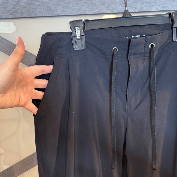 Columbia Women's Black Straight Leg Pants - Picture 3 of 10